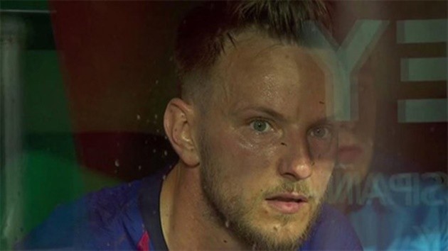 Tại sao Ivan Rakitic bị NHM Barca đòi tống khứ? - Bóng Đá