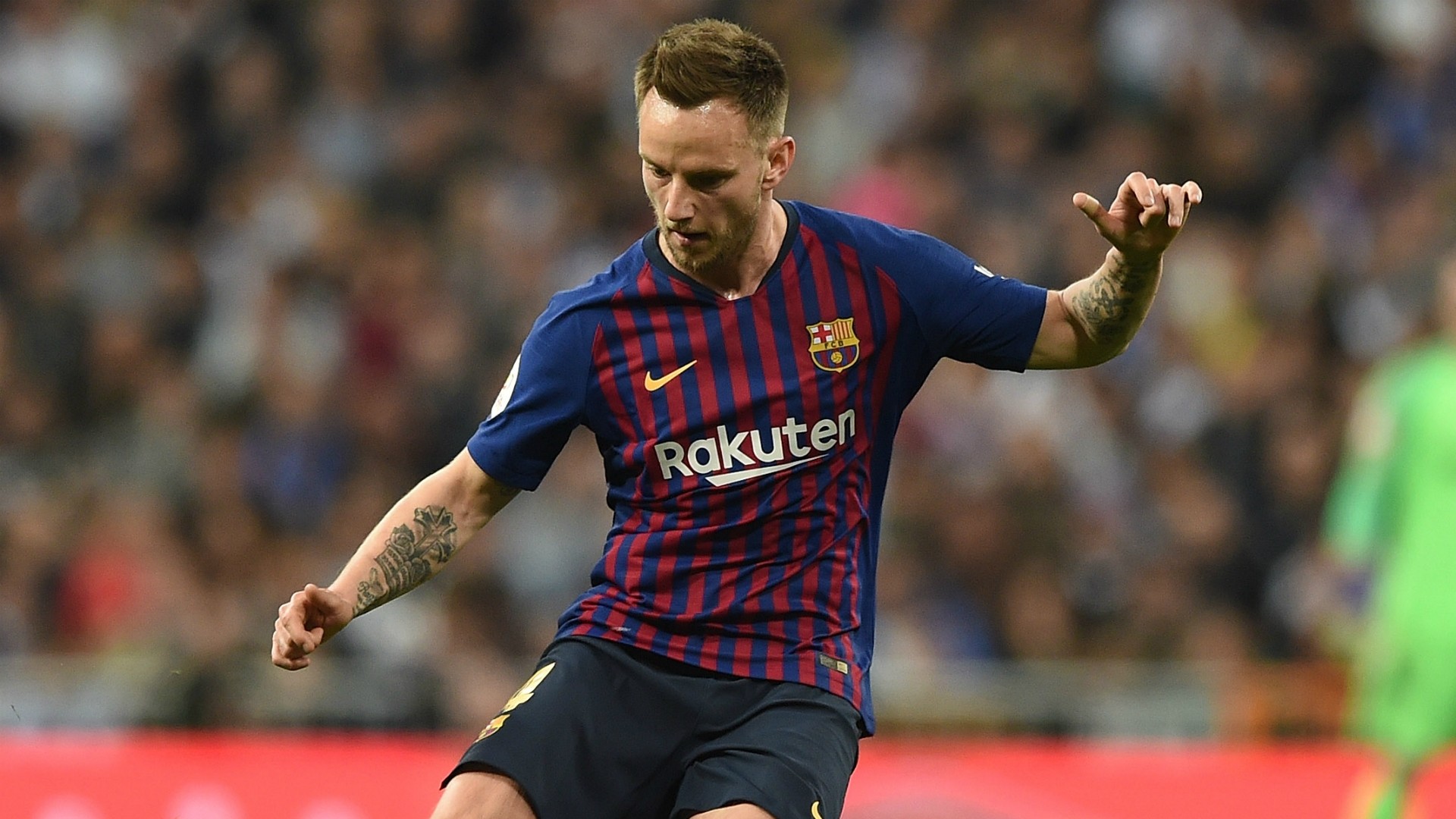 Man Utd handed Ivan Rakitic boost as Barcelona make £48m transfer decision - Bóng Đá