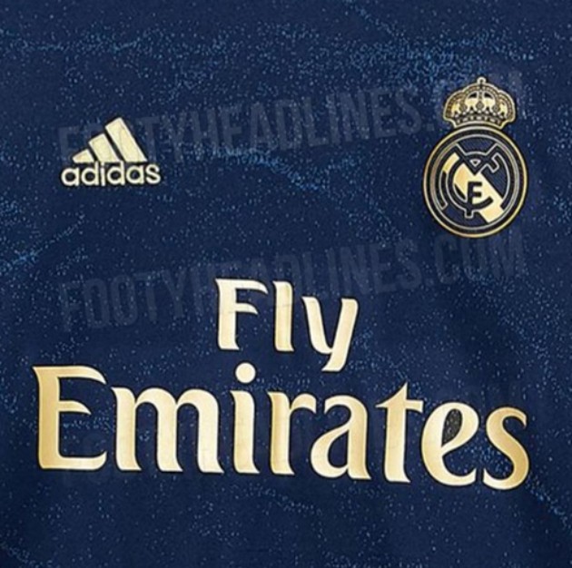 Real ra mắt áo đấu mới - Bóng Đá