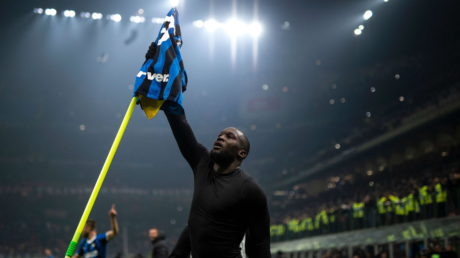 Romelu Lukaku aims dig at ex-Man Utd team-mate Zlatan Ibrahimovic after Inter vs AC Milan - Bóng Đá