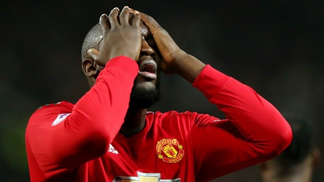 Seven minutes vs PSG! How Lukaku went from 'untouchable' to token sub at Man Utd - Bóng Đá