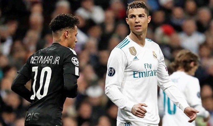 Rảnh rỗi vào khách sạn, Neymar bỗng thành 