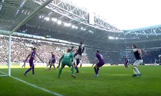 Ronaldo chạy chỗ thông minh để De Ligt ghi bàn - Bóng Đá