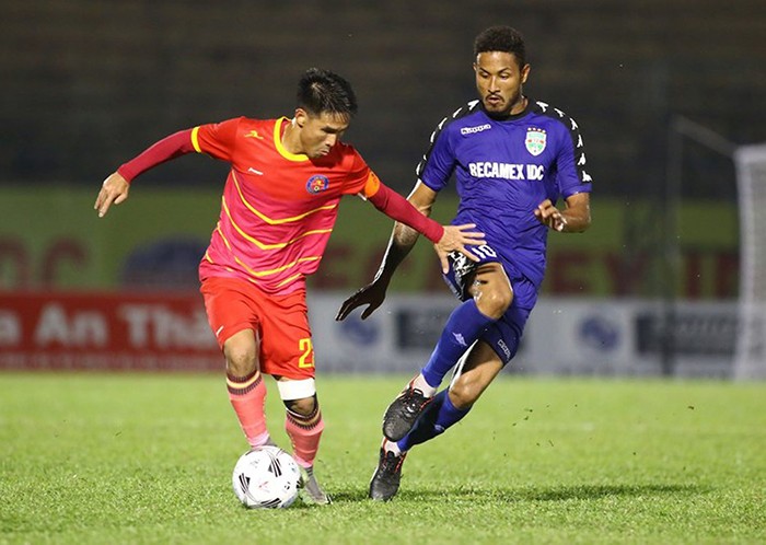 Siêu Cúp Quốc gia: Sàn diễn của những người đóng thế - Bóng Đá