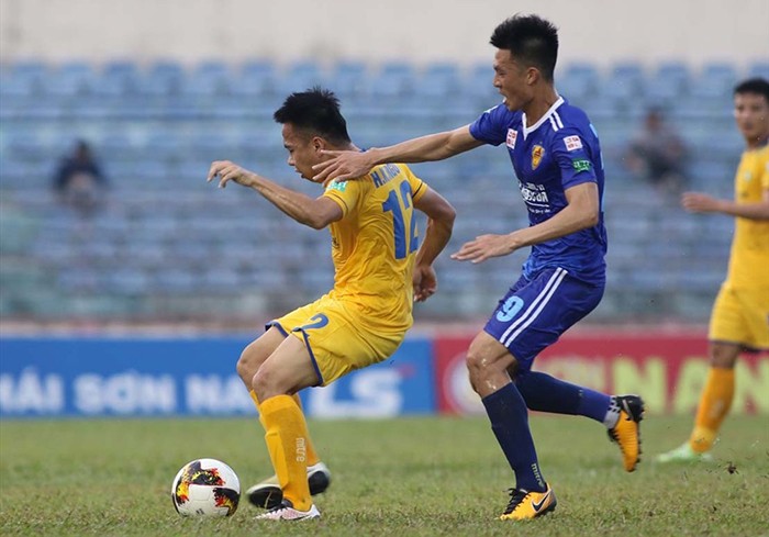16h30 ngày 23/02, SLNA vs Quảng Nam: 