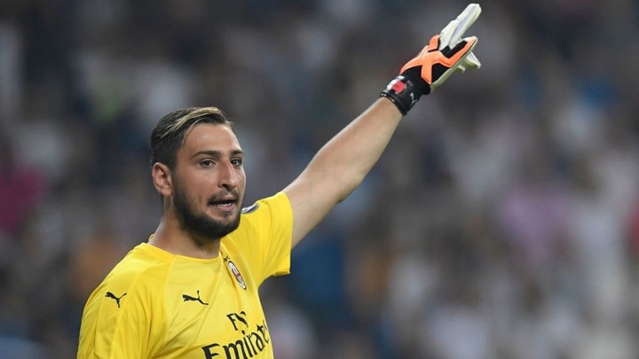 Đánh giá 10 thương vụ đình đám trên TTCN: - Bóng Đá