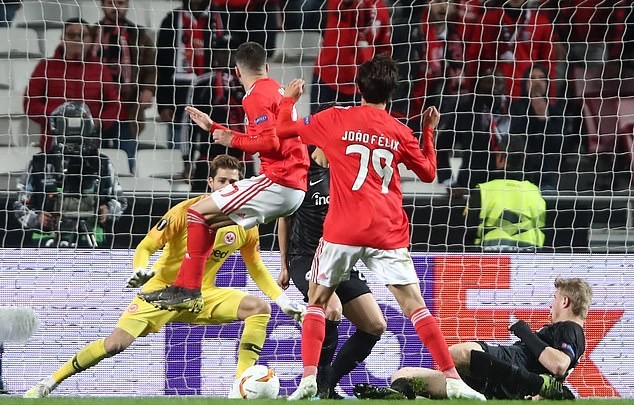 Mục tiêu 'Ronaldo 2.0' của M.U lập cú hattrick mãn nhãn - Bóng Đá