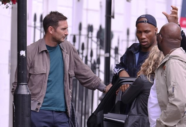 XONG! Có mặt ở London, Lampard sắp thay thế Sarri - Bóng Đá