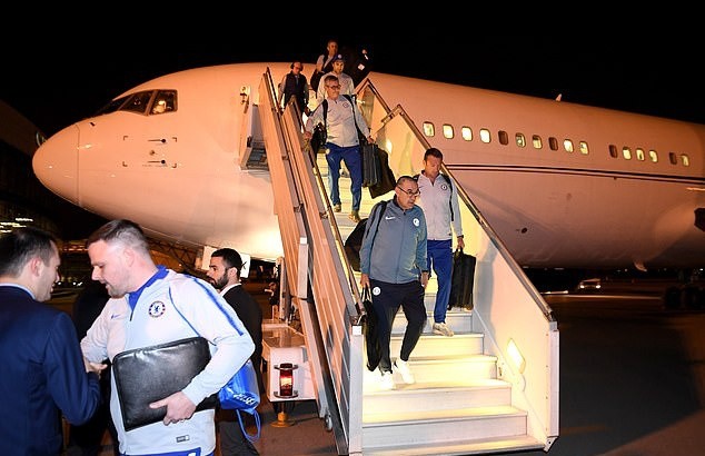 Có mặt ở Baku, Chelsea sẵn sàng hạ Arsenal - Bóng Đá