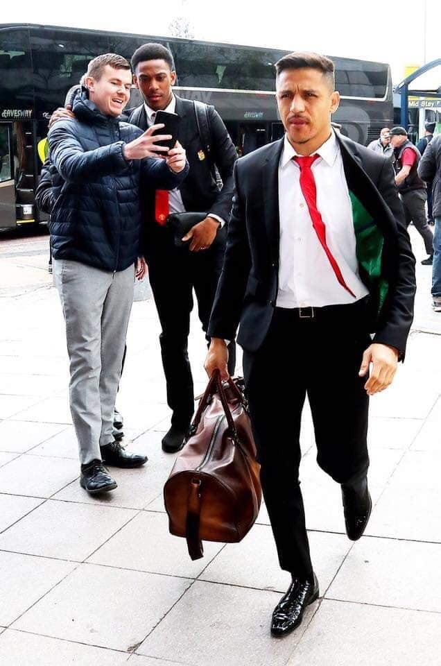 Chelsea tập luyện - Bóng Đá