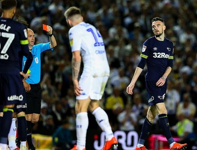 Ngược dòng kịch tính, đội bóng của Lampard cách thiên đường Premier League 1 bước chân - Bóng Đá