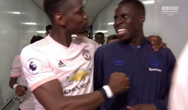 Làm chuyện dại dột ở trận Everton, Pogba bị 'rủa' không thương tiếc - Bóng Đá