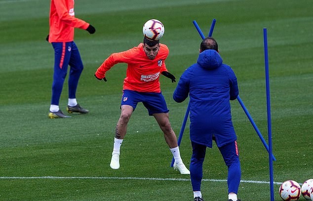 Atletico Madrid cật lực mang sứ mệnh ngăn cản Barcelona - Bóng Đá