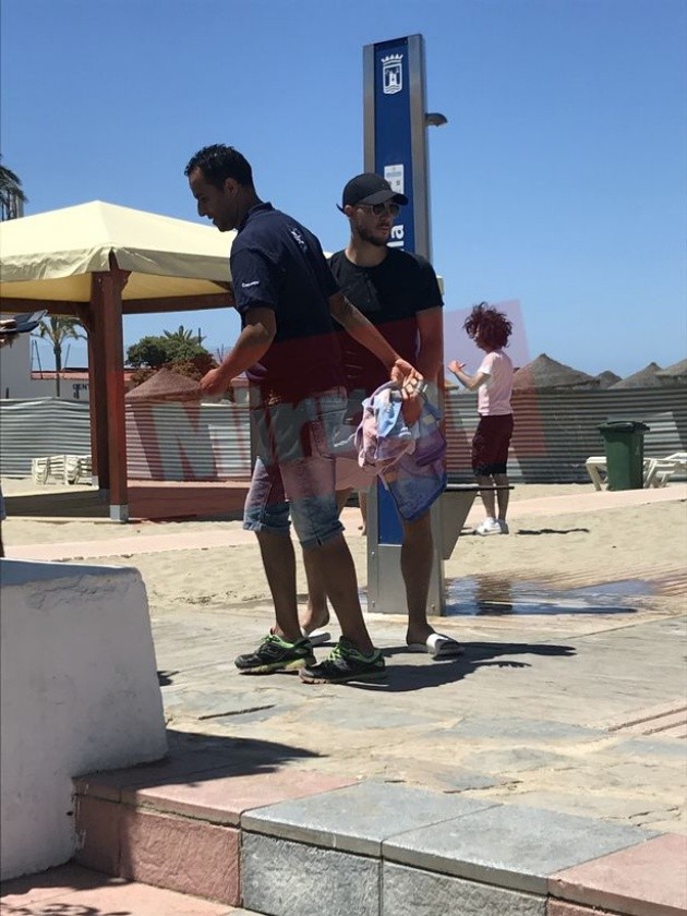 NÓNG! Hazard đã cầm áo Real Madrid - Bóng Đá