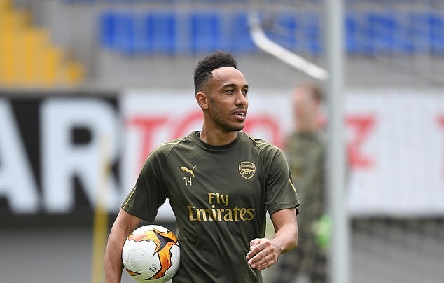 Vừa tới Baku, cầu thủ Arsenal đã lao vào tập luyện cật lực - Bóng Đá