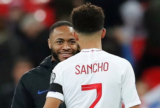 Từ kẻ đáng ghét cho đến người hùng Wembley - Sterling đã dẹp tan mọi lời chỉ trích - Bóng Đá