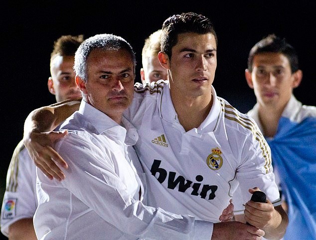 NÓNG! Jose Mourinho trở lại Chelsea - Bóng Đá