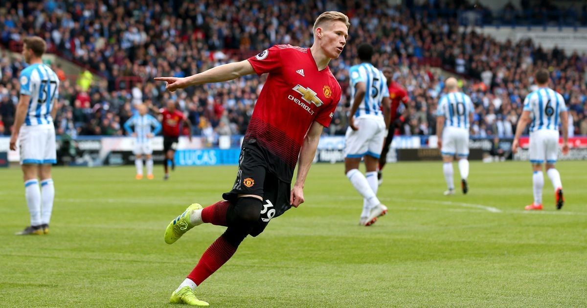 Một 'Roy Keane 2.0', một 'mad dog' đích thực của M.U từ thời Mourinho - Bóng Đá