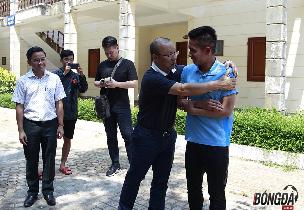 Thầy Park hội ngộ thân mật cùng quân bầu Đức tại Gia Lai - Bóng Đá