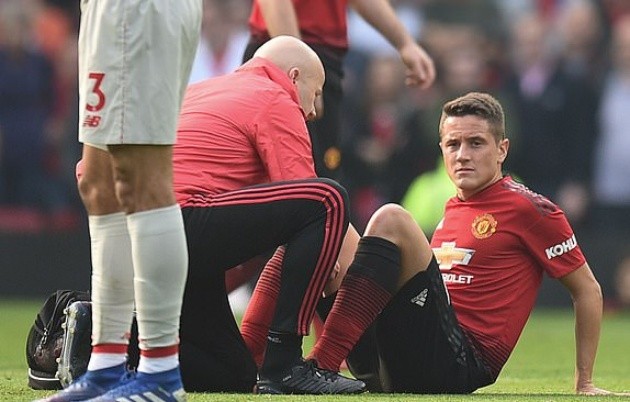 Man United trải qua hiệp 1 đáng quên trước Liverpool - Bóng Đá