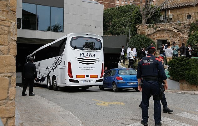 Chelsea tập luyện - Bóng Đá