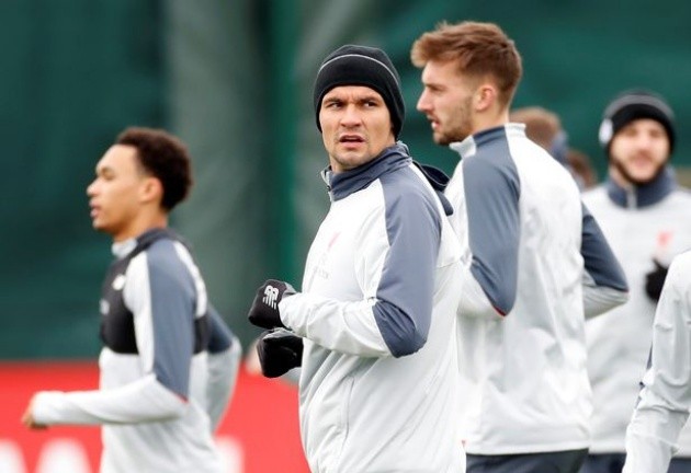 Ảnh Liverpool tới sân - Bóng Đá