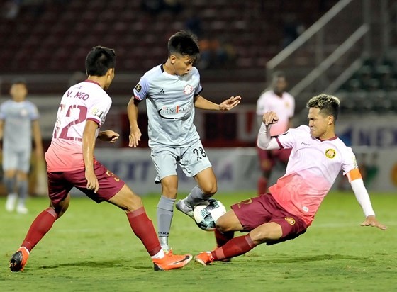 Chia điểm trận Derby, TP.HCM vẫn giữ ngôi nhất bảng - Bóng Đá