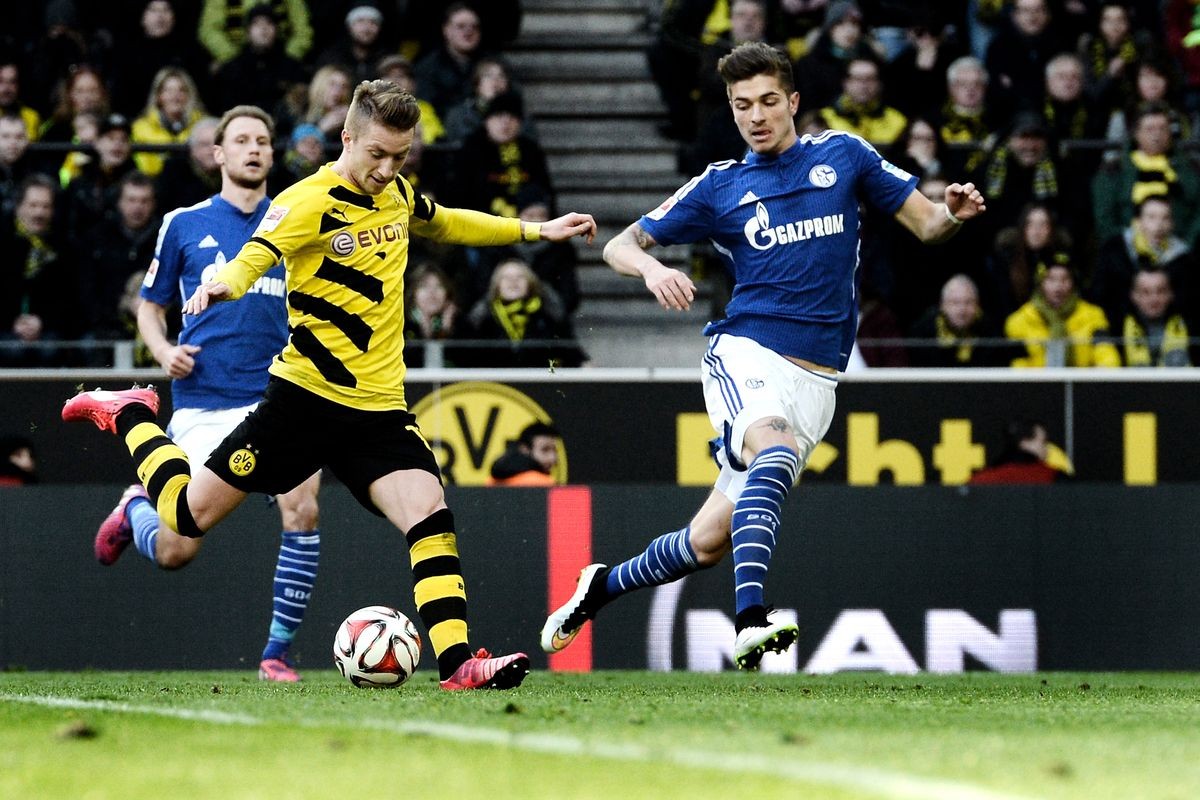 Schalke và cuộc khủng hoảng trước thềm derby vùng Ruhr  - Bóng Đá