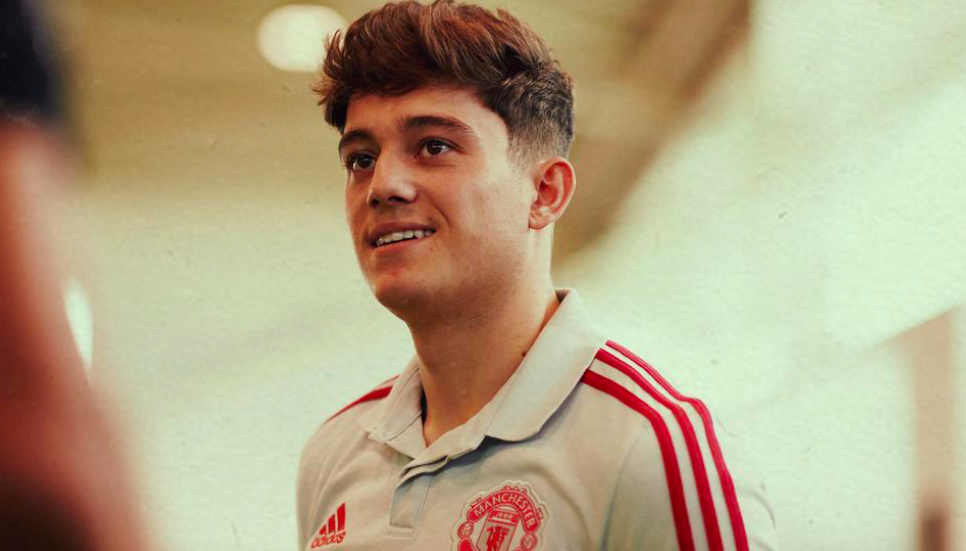 Chùm ảnh: Daniel James ra mắt Man United - Bóng Đá