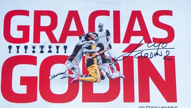 Ảnh Godin chia tay Atletico - Bóng Đá