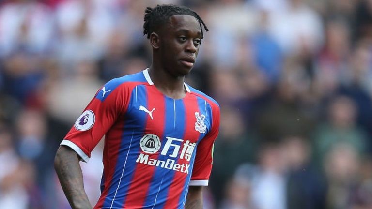 Aaron Wan-Bissaka favours Manchester United move - Bóng Đá