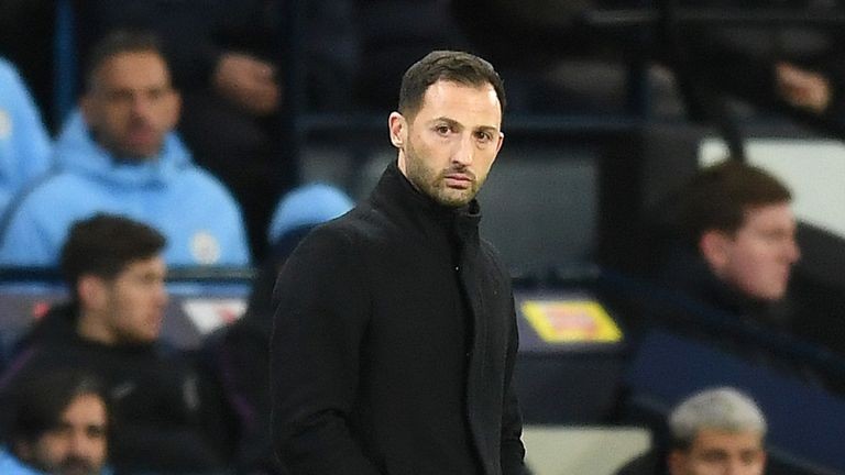 Schalke sa thải HLV sau khi thua Man City 7 bàn không gỡ - Bóng Đá