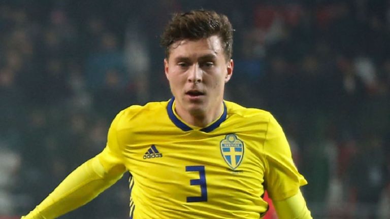 Smalling và vợ - Bóng Đá