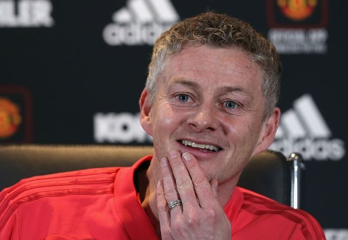 Được Solskjaer động viên, Zaha quyết tâm tìm đến huyền thoại Bờ Biển Ngà - Bóng Đá