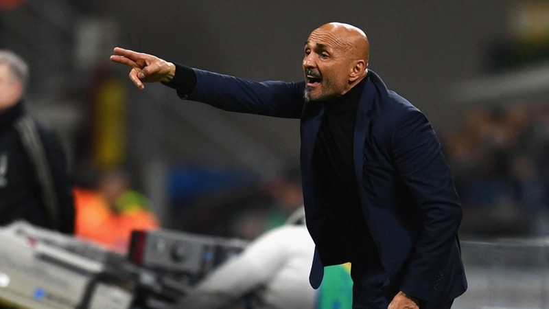 Trước tin đồn sa thải, HLV Inter Milan đáp trả đầy bất ngờ - Bóng Đá