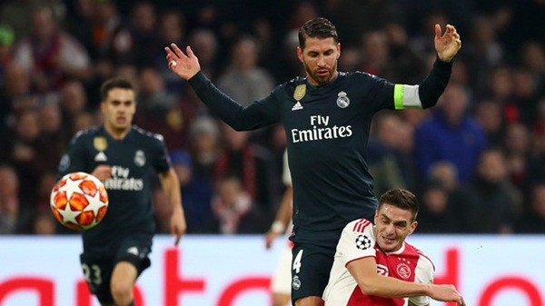 Ramos có thể bị cấm hai trận ở Champions League vì tẩy thẻ - Bóng Đá