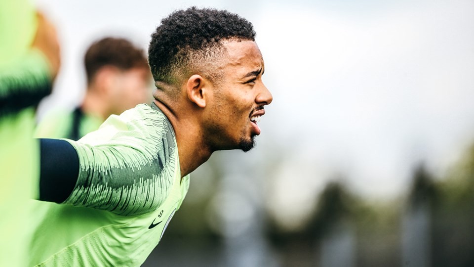 Man City tập  - Bóng Đá