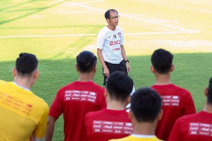 Đặng Văn Lâm nhận số điểm trên trung bình trong ngày Muangthong thất thủ - Bóng Đá