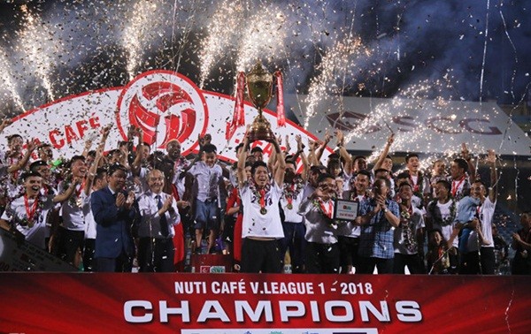 Tiền vệ Tuấn Anh trở lại và những điều đáng chờ đợi ở V-League 2019 - Bóng Đá
