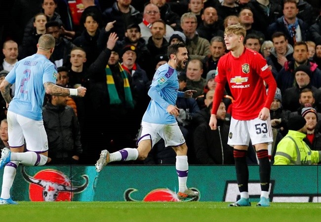 'Không cầu thủ MU nào áp sát anh ta' - Bóng Đá