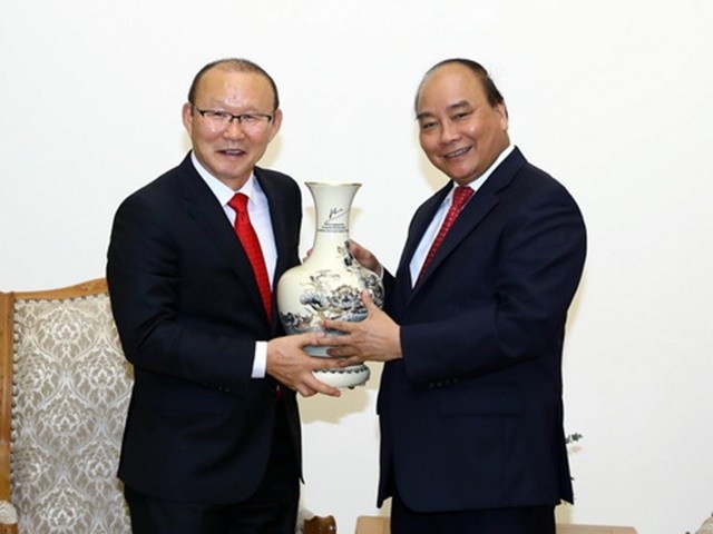 Thủ tướng Nguyễn Xuân Phúc: 