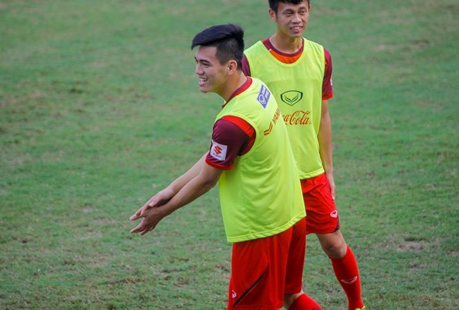 Ông chủ Thai League lại muốn có Quang Hải, Công Phượng - Bóng Đá