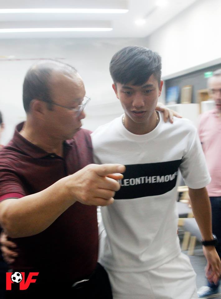 Điểm tin bóng đá Việt Nam tối 21/04: Quang Hải “xát muối” vào nỗi đau của bóng đá Thái Lan - Bóng Đá