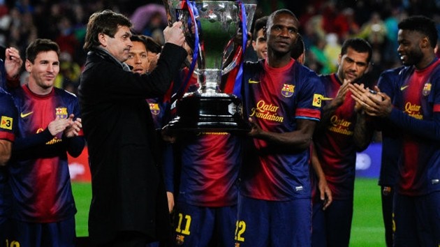Barca tri ân Tito Vilanova - Bóng Đá