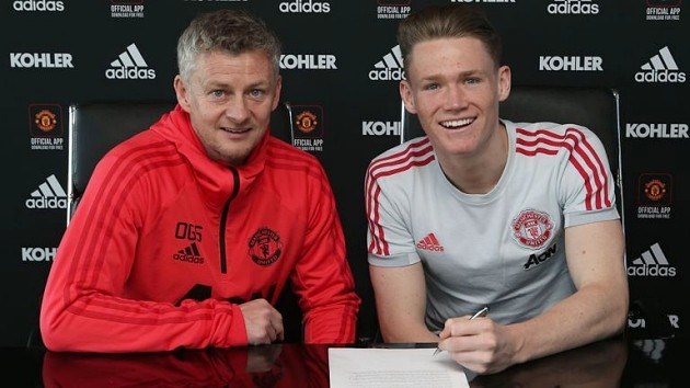 Solskjaer trao cơ hội cho McTominay trước Barca - Bóng Đá