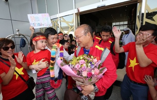 VFF gia hạn với thầy Park, không chỉ là chuyện tiền nong - Bóng Đá