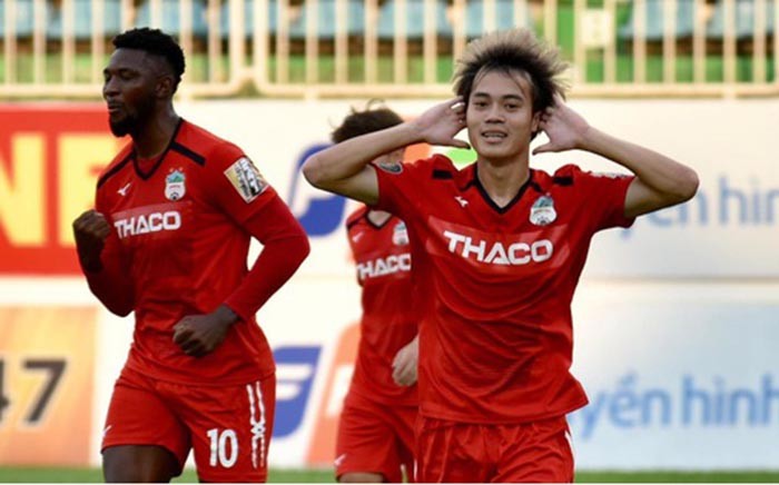 HAGL hồi sinh: Thời thế tạo anh hùng - Bóng Đá