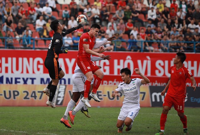 TRỰC TIẾP Hải Phòng 1-0 HAGL (H1): Đội khách liên tục dồn ép - Bóng Đá
