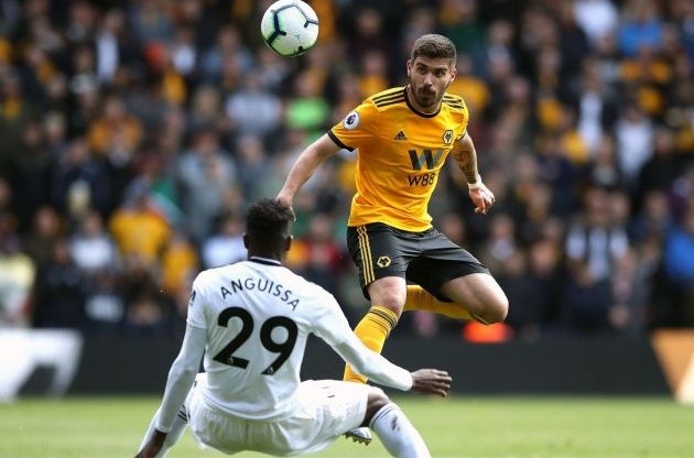 Chân dung cầu thủ trẻ tuổi nhất trong lịch sử Premier League - Bóng Đá