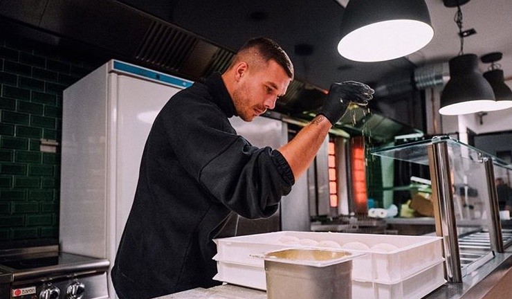 Podolski bán kebab - Bóng Đá